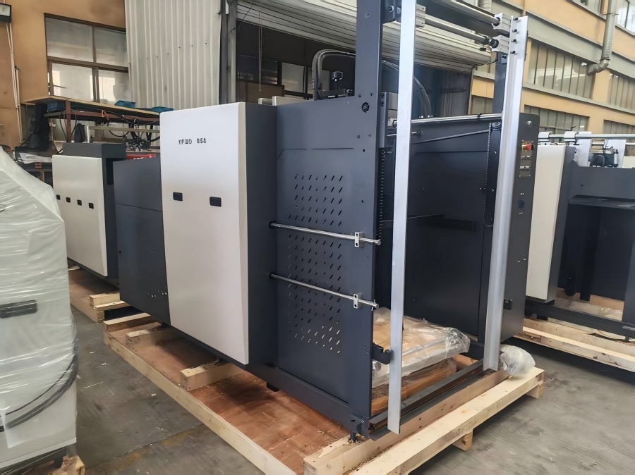 नई स्टार YFMD-850 स्वचालित हाई स्पीड लैमिनेटिंग मशीन थाईलैंड भेजी जाने वाली है!